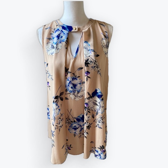 NWT Floral Keyhole Sleeveless Swing Blouse - Picture 2 of 8